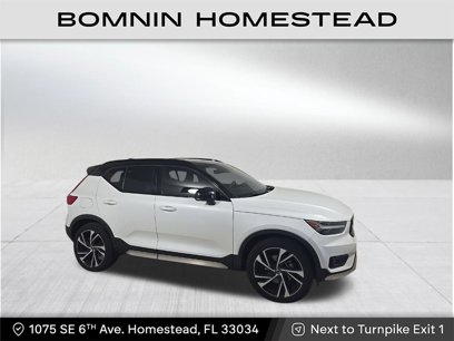 Used 2021 Volvo XC40 T5 R-Design
