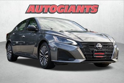 Used 2025 Nissan Altima 2.5 SV