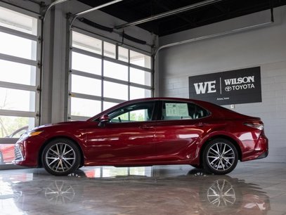 Used 2022 Toyota Camry XLE
