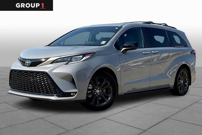 Used 2024 Toyota Sienna XSE