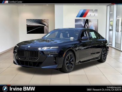 New 2025 BMW 760i xDrive w/ Premium Package