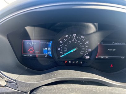 Used 2018 Ford Fusion SE w/ Fusion SE Technology Package