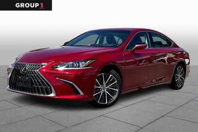 Used 2025 Lexus ES 300h w/ Premium Package