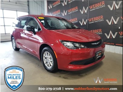 New 2025 Chrysler Voyager LX