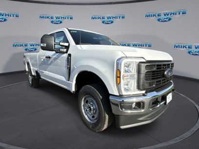 New 2025 Ford F250 XL w/ XL Chrome Package