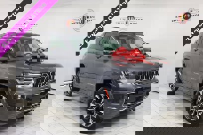 Used 2022 Jeep Grand Cherokee Overland w/ Luxury Tech Group IV