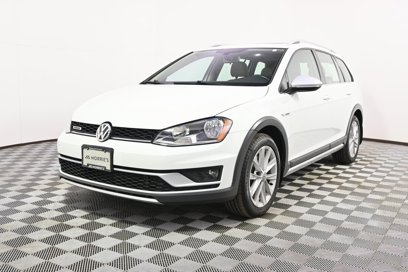 Used 2017 Volkswagen Golf Alltrack SE