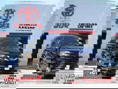 Used 2023 Toyota Sienna LE