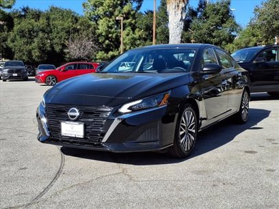 Used 2025 Nissan Altima 2.5 SV