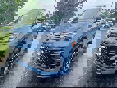 New 2025 Volkswagen Tiguan SE R-Line