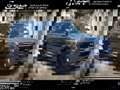 Used 2022 Kia Telluride SX w/ Towing Package