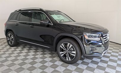New 2025 Mercedes-Benz GLB 250