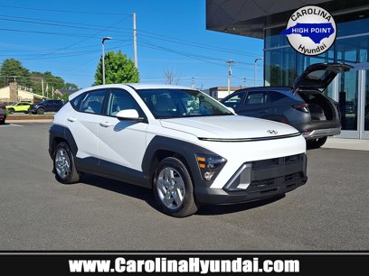 New 2025 Hyundai Kona SE