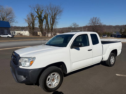 Used 2015 Toyota Tacoma 2WD Access Cab w/ Convenience Package
