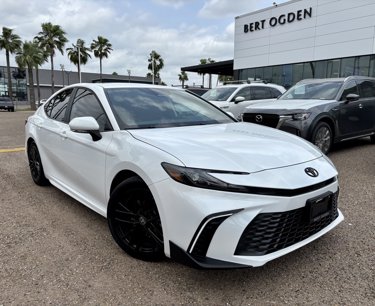 Used 2025 Toyota Camry SE