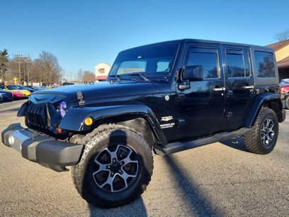 Used 2011 Jeep Wrangler Unlimited Sahara w/ Dual Top Group