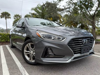 Used 2018 Hyundai Sonata Limited w/ Limited Ultimate Package 03
