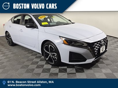 Used 2023 Nissan Altima 2.5 SR