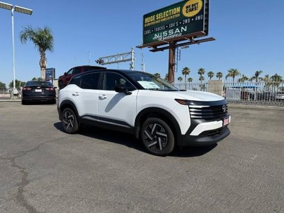 New 2025 Nissan Kicks SV w/ Illumination Package
