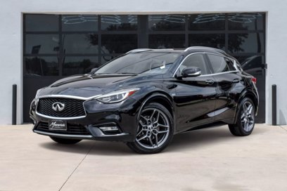 Used 2017 INFINITI QX30 Premium w/ Navigation Package