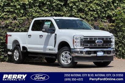 New 2025 Ford F250 4x4 Crew Cab Super Duty
