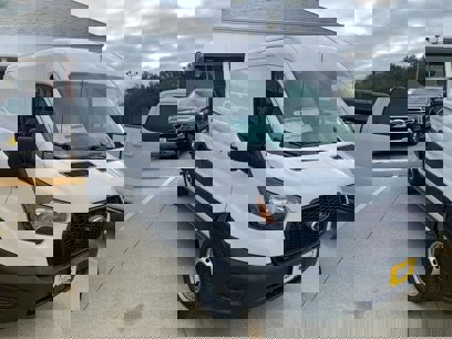 New 2024 Ford Transit 250 148 Medium Roof w/ Load Area Protection Package