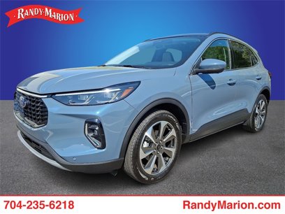 Used 2023 Ford Escape Platinum w/ Class II Trailer Tow Package