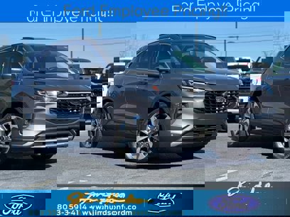 New 2024 Ford Escape Platinum w/ Class II Trailer Tow Package