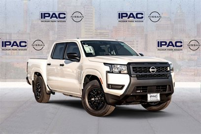 New 2025 Nissan Frontier S