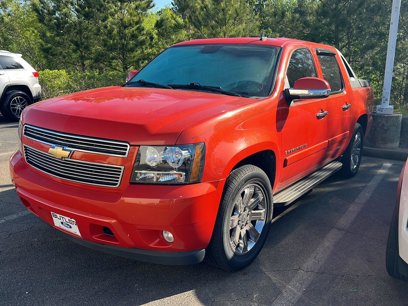 Used 2009 Chevrolet Avalanche LT w/ Luxury Package