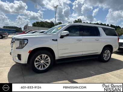 Used 2022 GMC Yukon XL SLT w/ SLT Premium Package