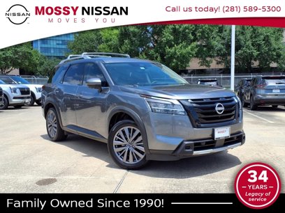 Used 2023 Nissan Pathfinder SL w/ SL Premium Package