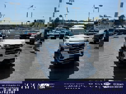 New 2025 Ford Explorer Active w/ Active Comfort Package