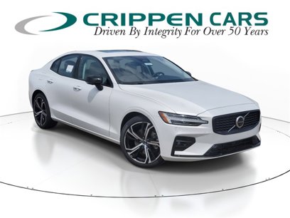 New 2024 Volvo S60 B5 Plus w/ Climate Package