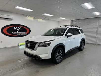 New 2025 Nissan Pathfinder SV