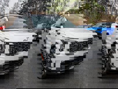 New 2025 Kia Sorento SX
