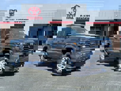 New 2025 Toyota Tacoma SR5