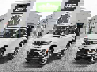 New 2024 Jeep Grand Cherokee Limited w/ Black Appearance Package