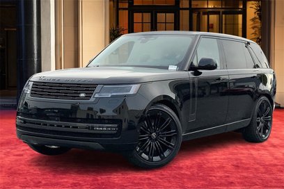 New 2025 Land Rover Range Rover Long Wheelbase SE