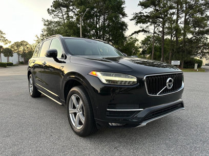 Used 2017 Volvo XC90 T5 Momentum w/ Vision Package