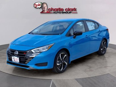New 2025 Nissan Versa SR w/ Trunk Package