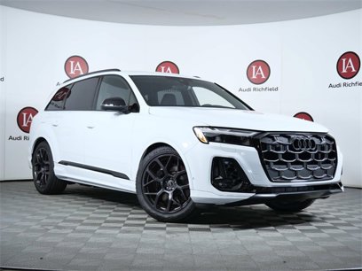New 2025 Audi SQ7 Premium Plus