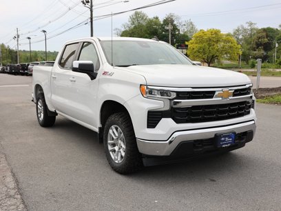 Used 2022 Chevrolet Silverado 1500 LT w/ Z71 Off-Road Package
