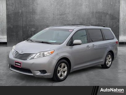 Used 2017 Toyota Sienna LE