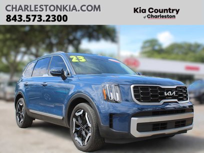 Used 2023 Kia Telluride S w/ S Sunroof Package