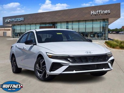 New 2025 Hyundai Elantra SEL