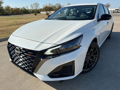 New 2025 Nissan Altima 2.5 SR w/ SR Premium Package