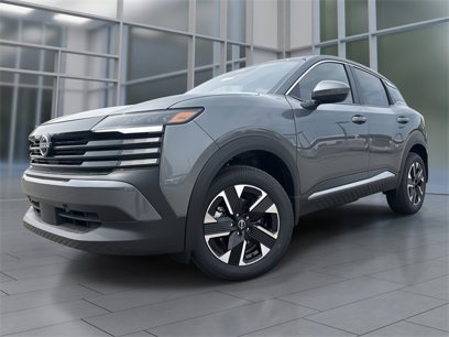 New 2025 Nissan Kicks SV