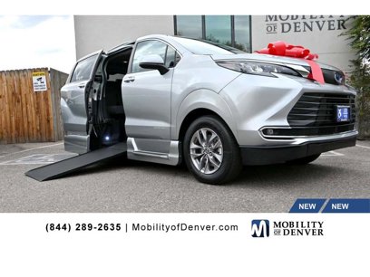 New 2024 Toyota Sienna XLE