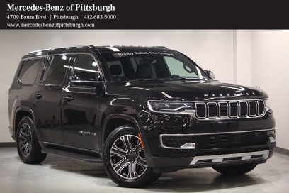 Used 2022 Jeep Wagoneer Series III w/ Rear Seat Video Group 1